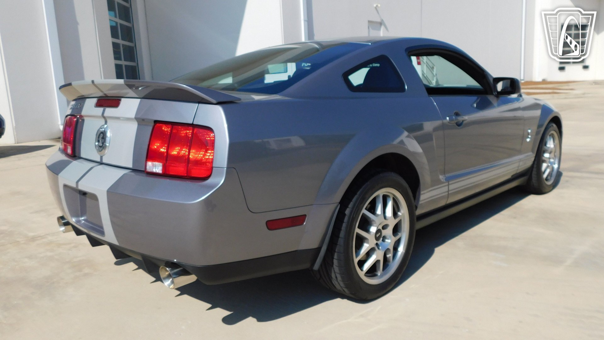 Used 2007 Ford Mustang Shelby GT500 RWD image 24