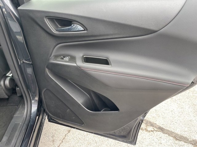 Used 2022 Chevrolet Equinox RS w/ RS Leather Package image 18