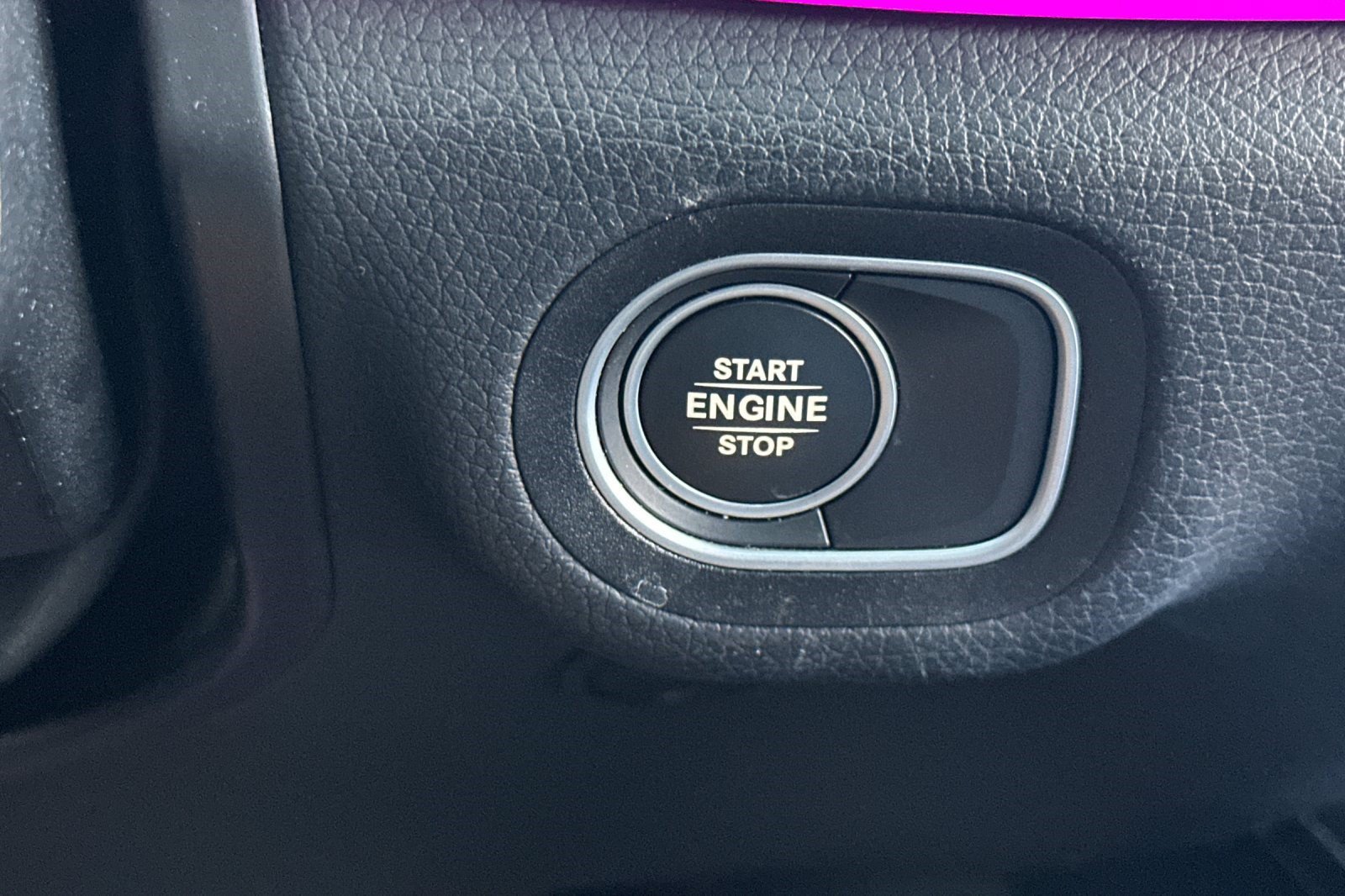 Certified 2024 Mercedes-Benz GLE 450e 4MATIC image 17