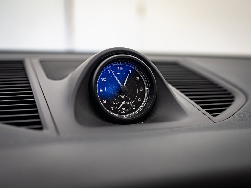 Certified 2024 Porsche Macan image 27