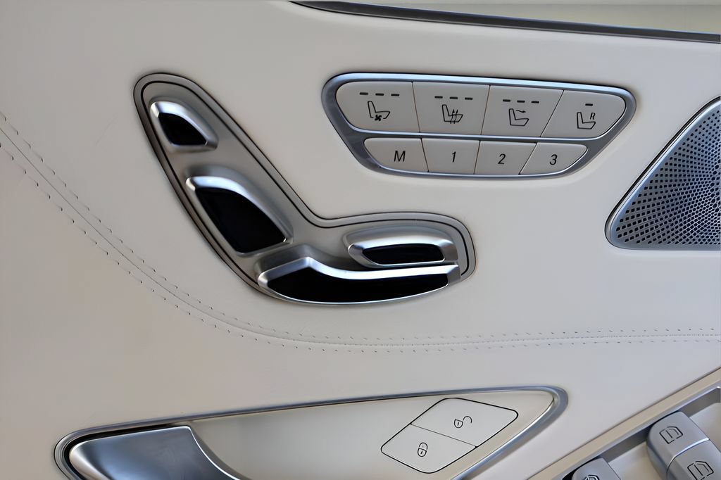 Used 2017 Mercedes-Benz S 550 Cabriolet image 11