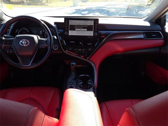 Used 2021 Toyota Camry XSE image 11