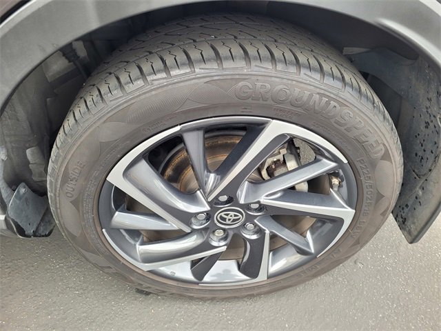 Used 2021 Toyota C-HR Limited image 23