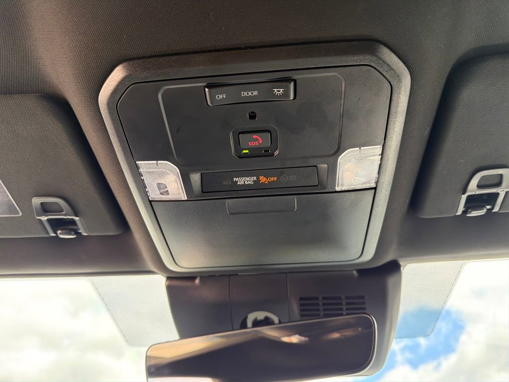 Used 2024 Toyota Tacoma TRD Off-Road image 34