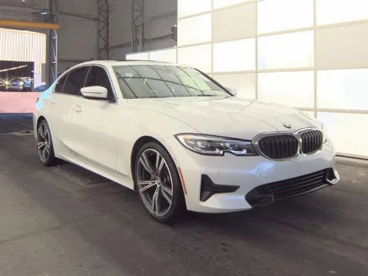 Used 2021 BMW 330i 330i Sedan 4D w/ Premium Package image 4