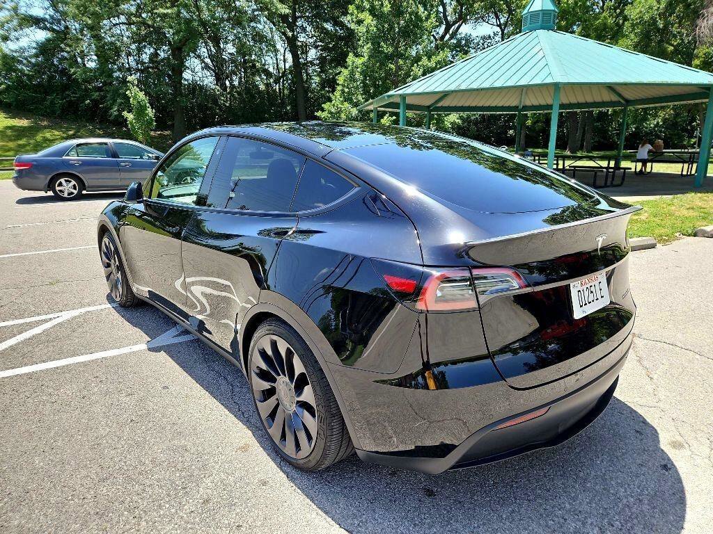 Used 2021 Tesla Model Y Performance AWD/4WD image 5