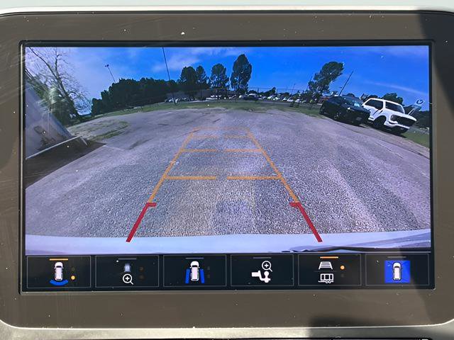 Used 2023 Chevrolet Equinox RS w/ RS Leather Package image 27