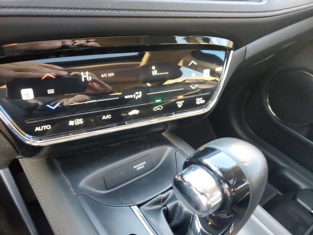 Used 2021 Honda HR-V EX-L image 17