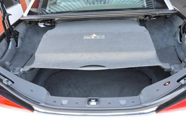 Used 2005 Mercedes-Benz SL 500 image 32
