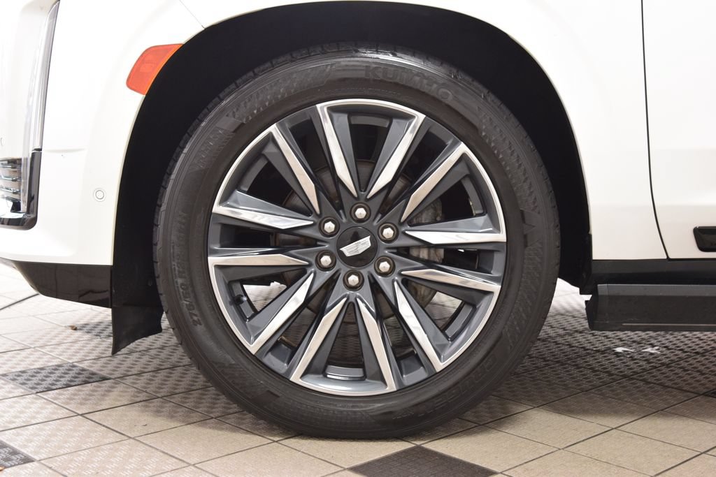 Used 2023 Cadillac Escalade ESV Sport Platinum AWD/4WD image 29