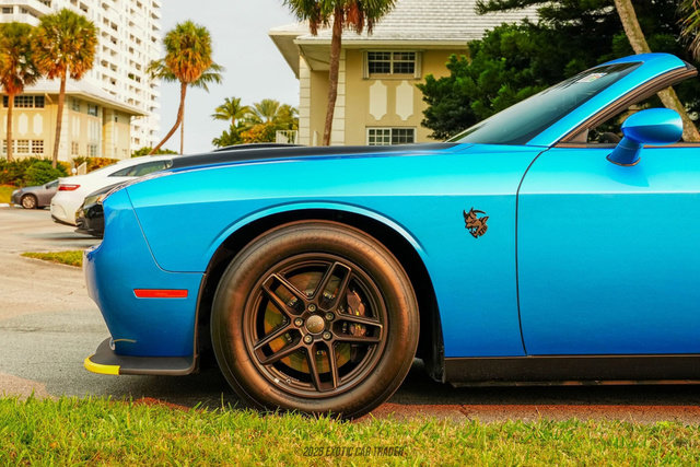 Used 2023 Dodge Challenger SRT Hellcat Redeye RWD image 4