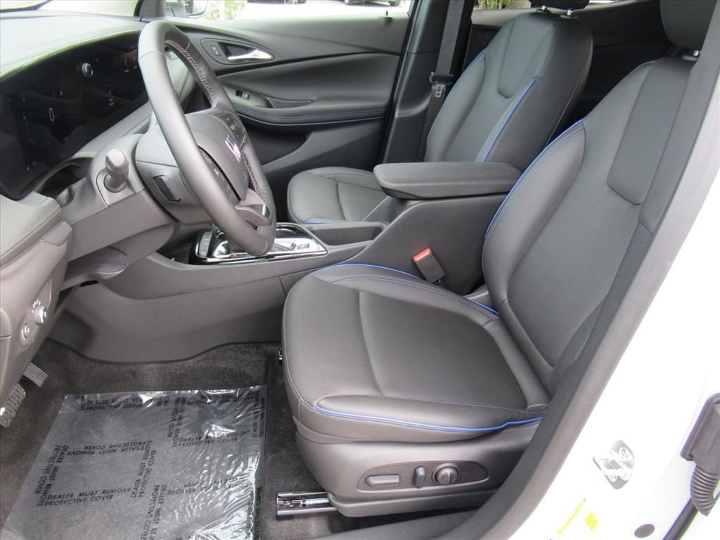 Used 2026 Buick Encore GX Sport Touring w/ Advanced Technology Package FWD image 16