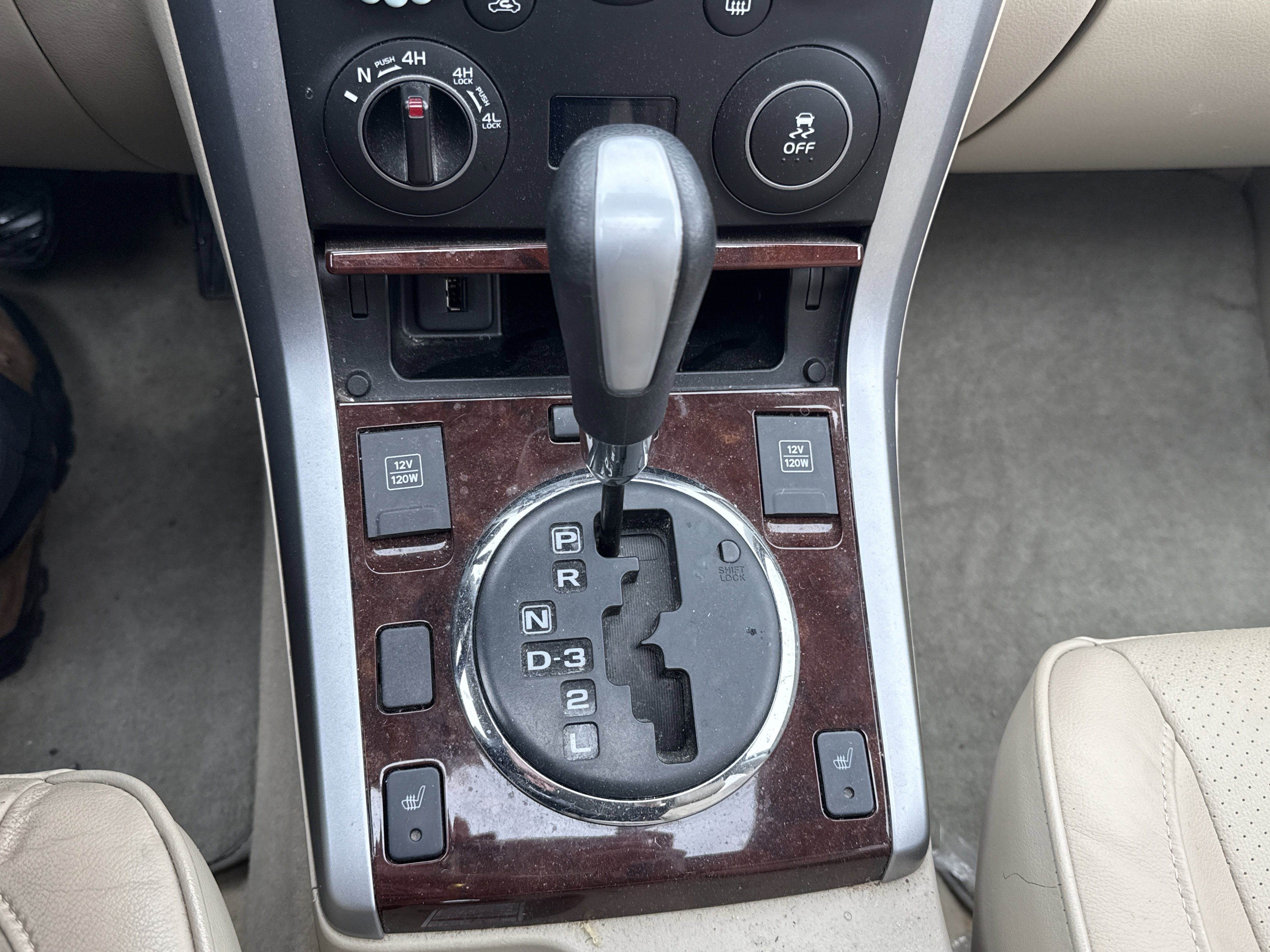 Used 2013 Suzuki Grand Vitara Limited image 23