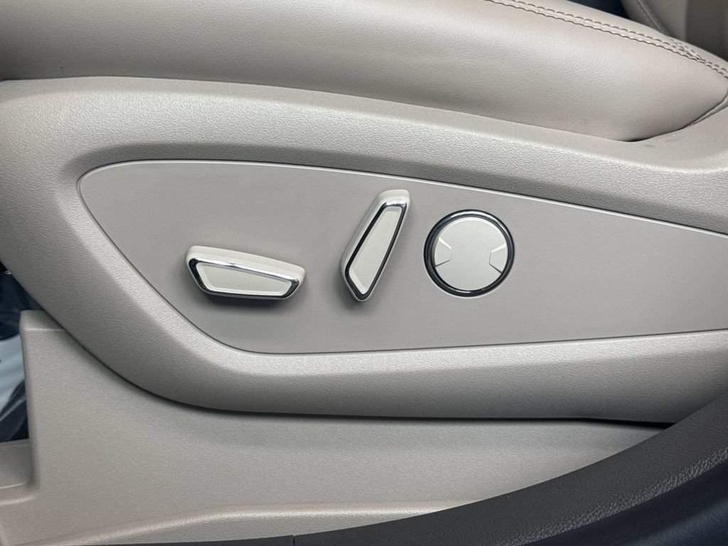 Certified 2023 Lincoln Nautilus Reserve AWD/4WD image 14