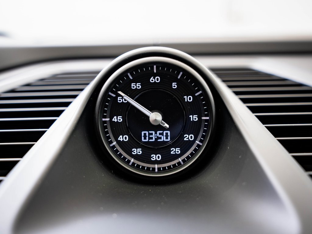 New 2026 Porsche Macan 4S Electric image 35