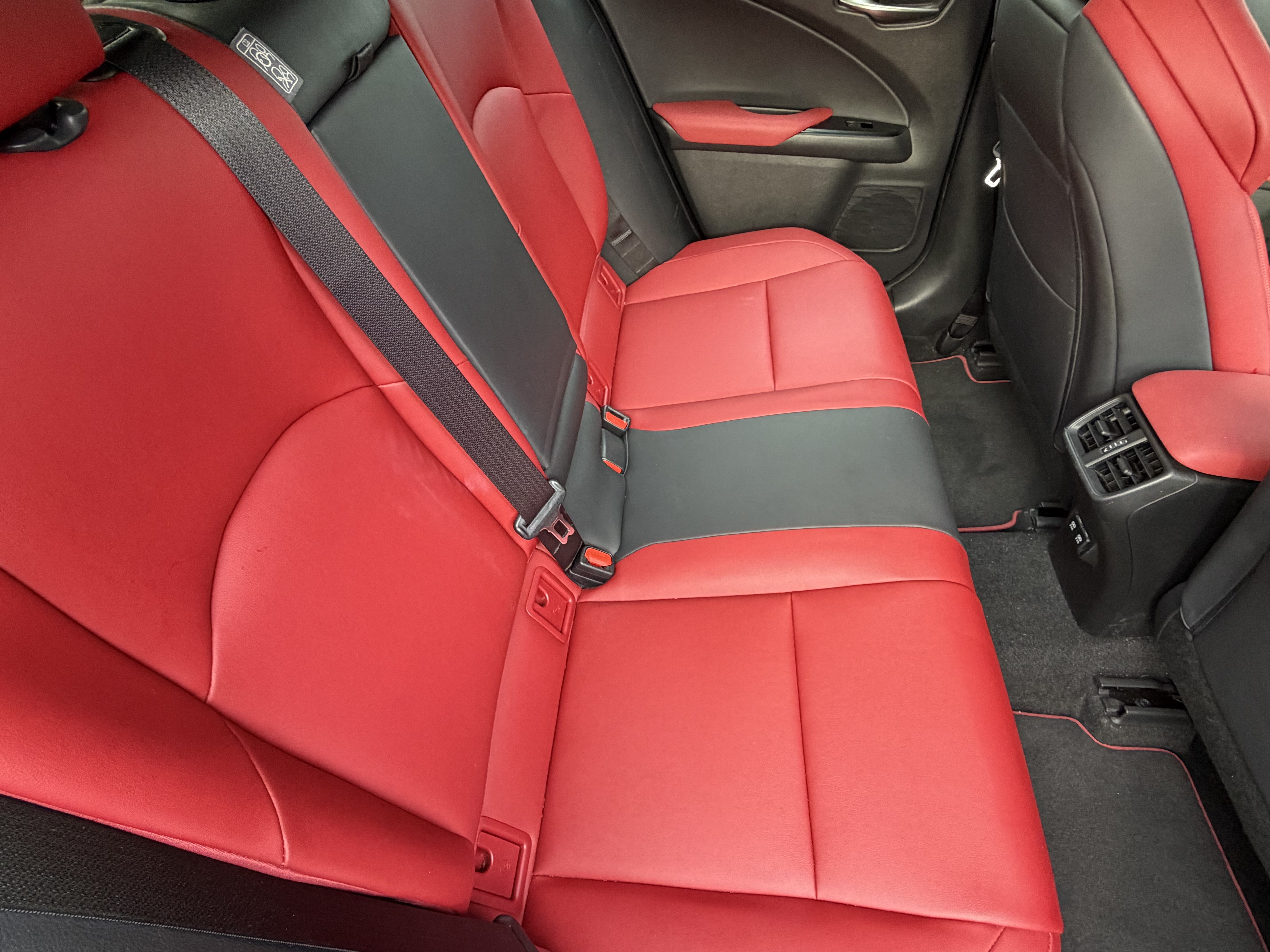 Used 2019 Lexus UX 250h F Sport w/ F Sport Premium Package AWD/4WD image 40