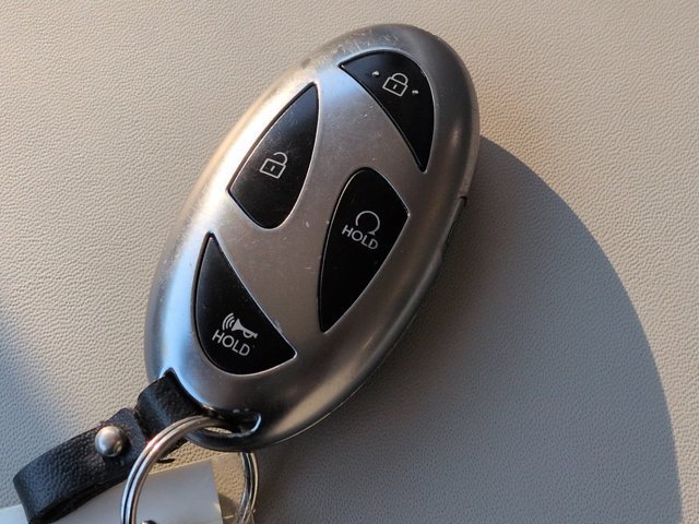 Used 2026 Hyundai Santa Fe SEL FWD image 27