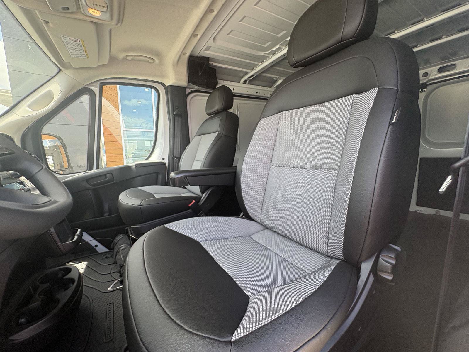 New 2026 RAM ProMaster 1500 w/ Convenience Group FWD image 13