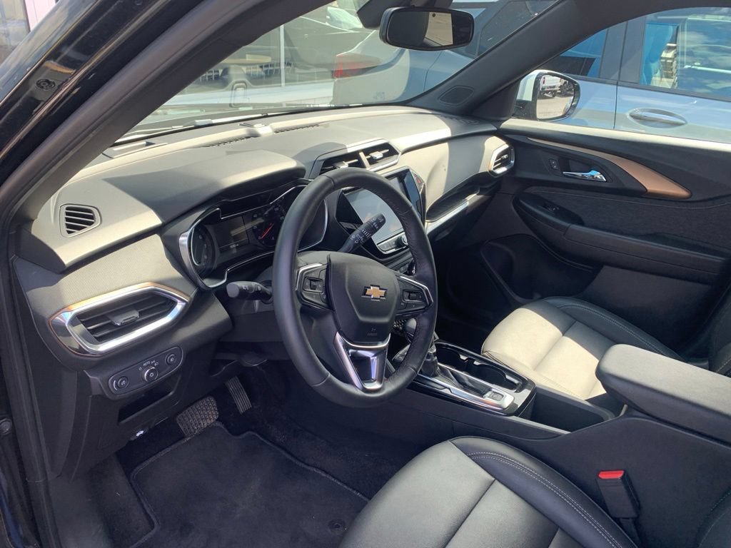 Used 2023 Chevrolet TrailBlazer ACTIV w/ Convenience Package AWD/4WD image 10