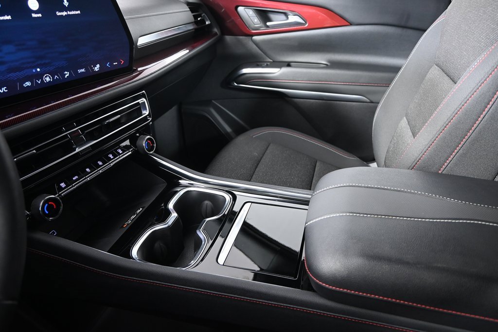 Used 2024 Chevrolet Traverse Z71 image 33