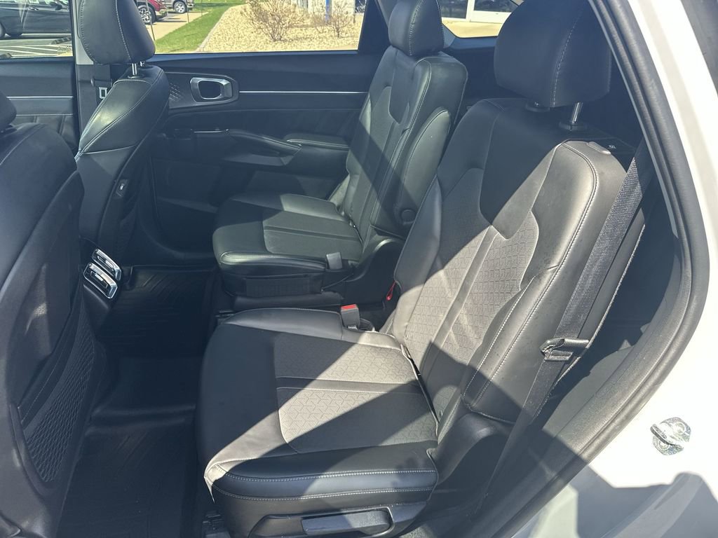 Used 2022 Kia Sorento SX image 24