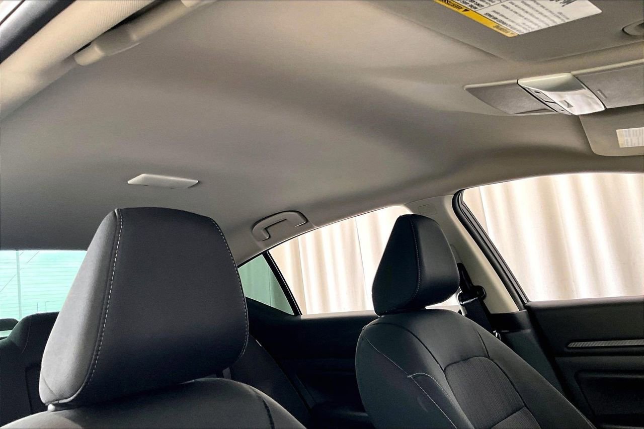 Used 2024 Nissan Altima 2.5 S image 27