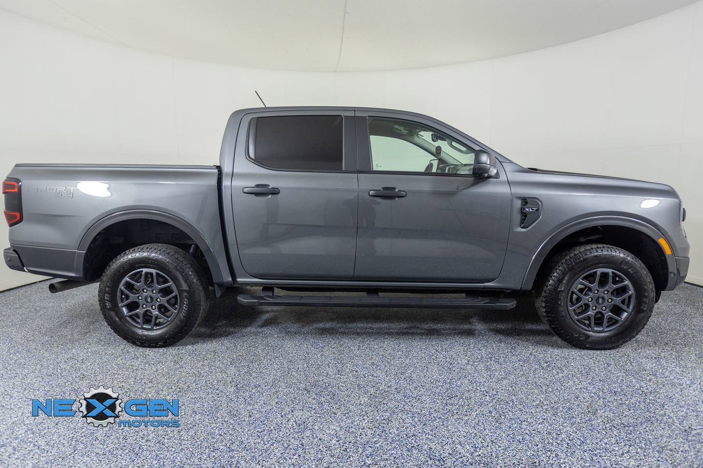 Used 2024 Ford Ranger XLT AWD/4WD image 8