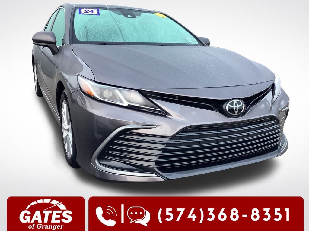 Used 2024 Toyota Camry LE image 1