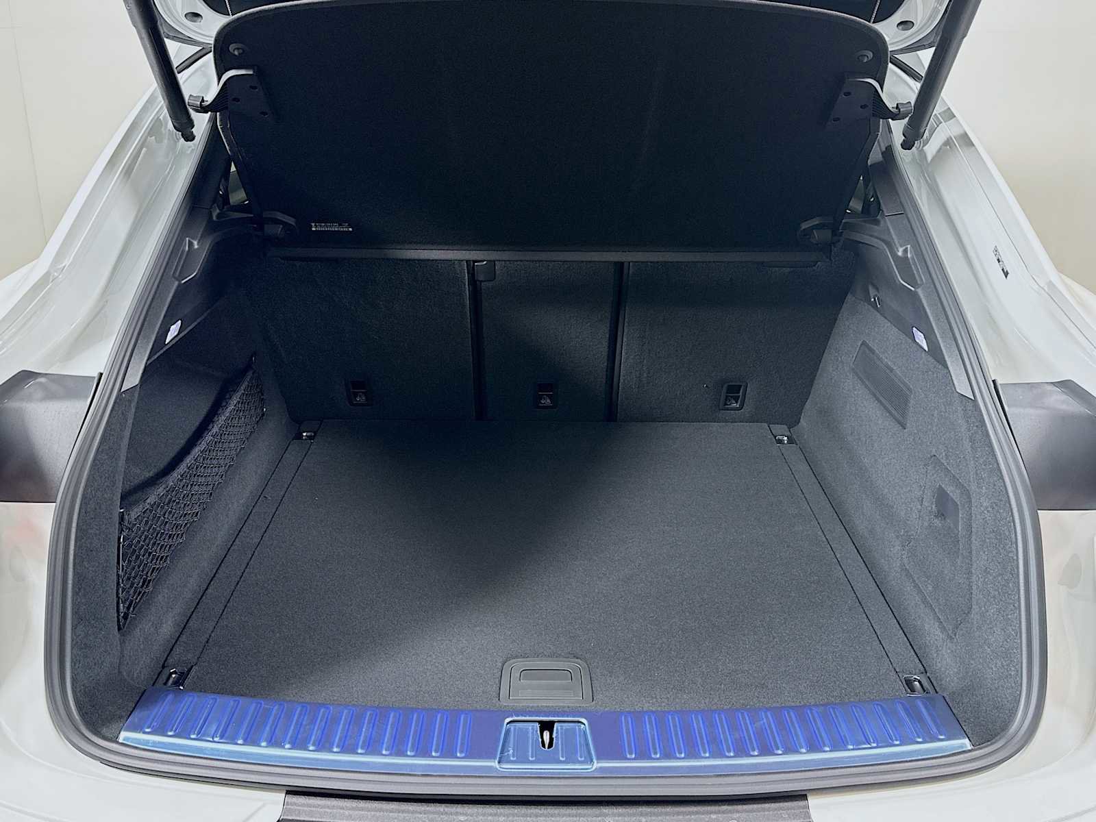 New 2026 Porsche Cayenne Coupe image 27