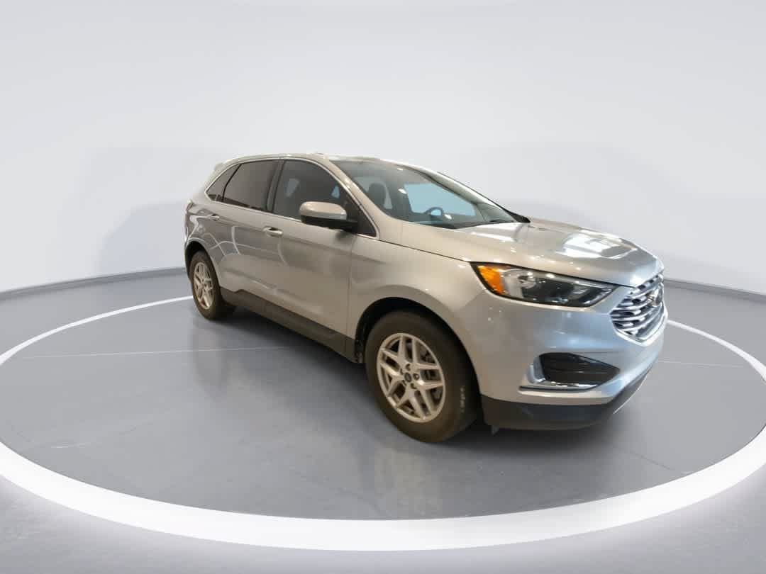 Used 2022 Ford Edge SEL AWD/4WD image 2