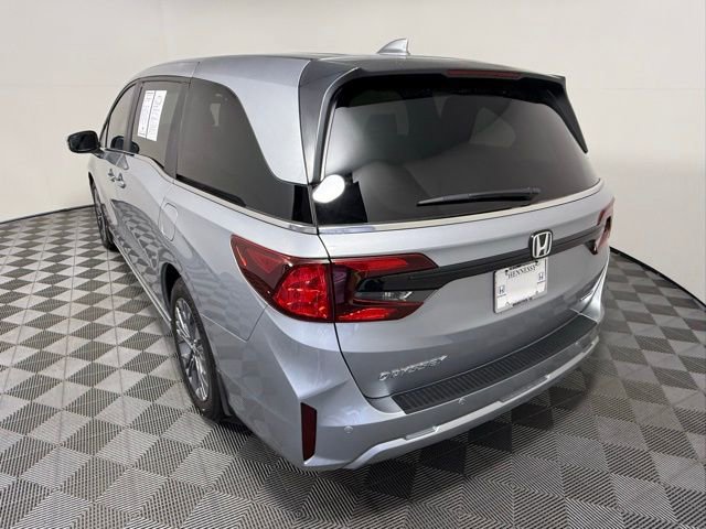 Used 2026 Honda Odyssey Touring image 4