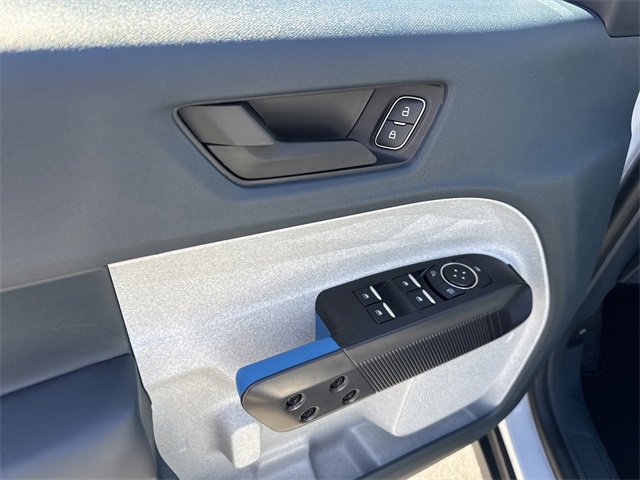 New 2025 Ford Maverick XLT image 15