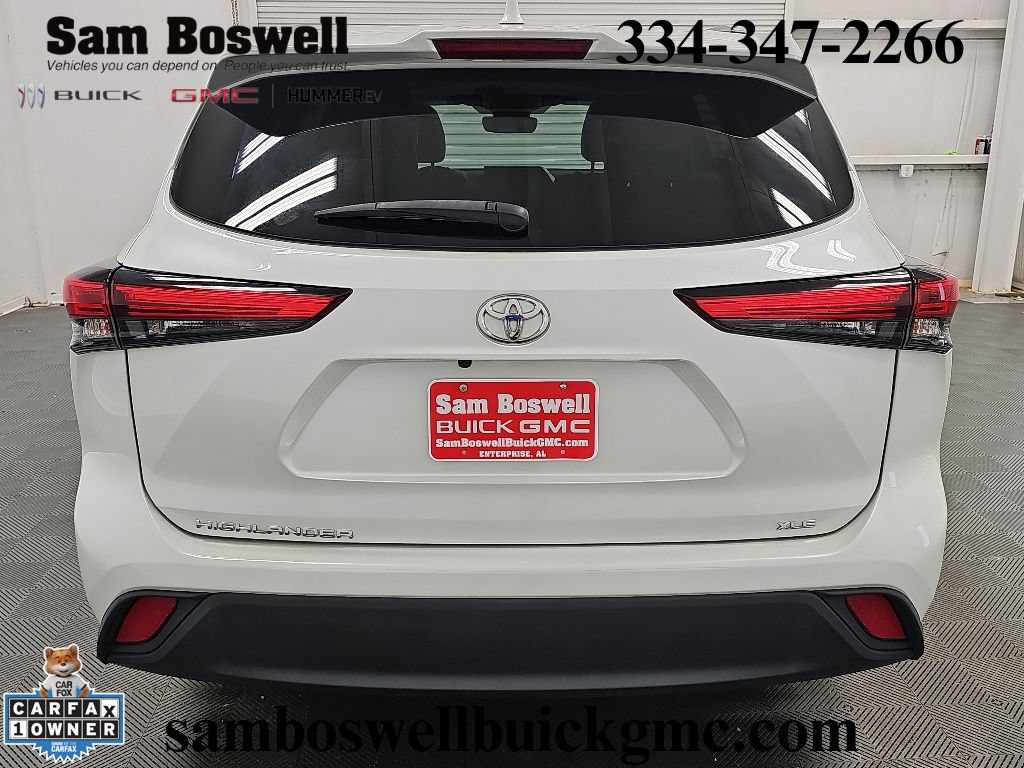 Used 2022 Toyota Highlander XLE FWD image 7