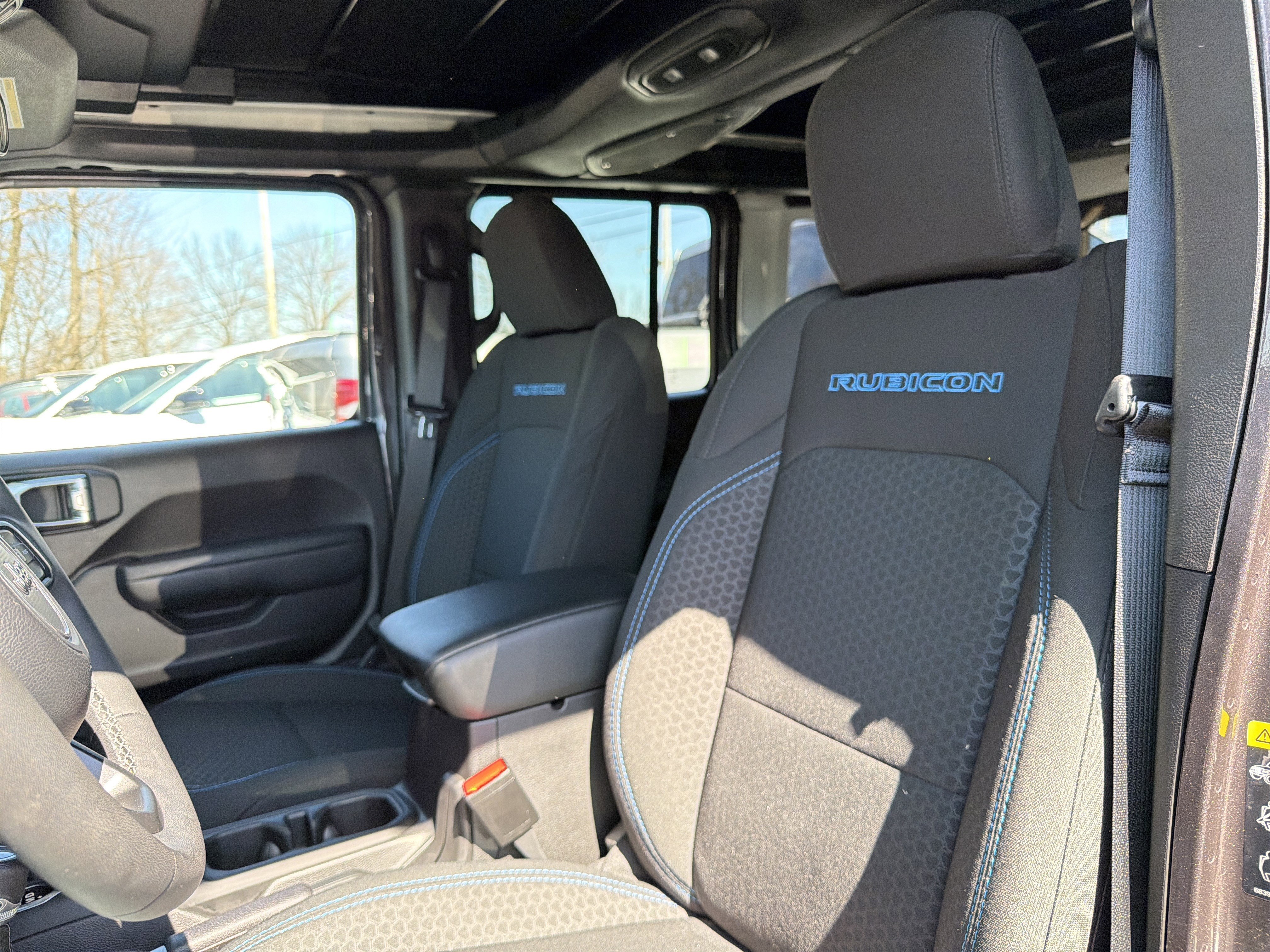 Certified 2025 Jeep Wrangler Unlimited Rubicon 4xe w/ Safety Group image 15