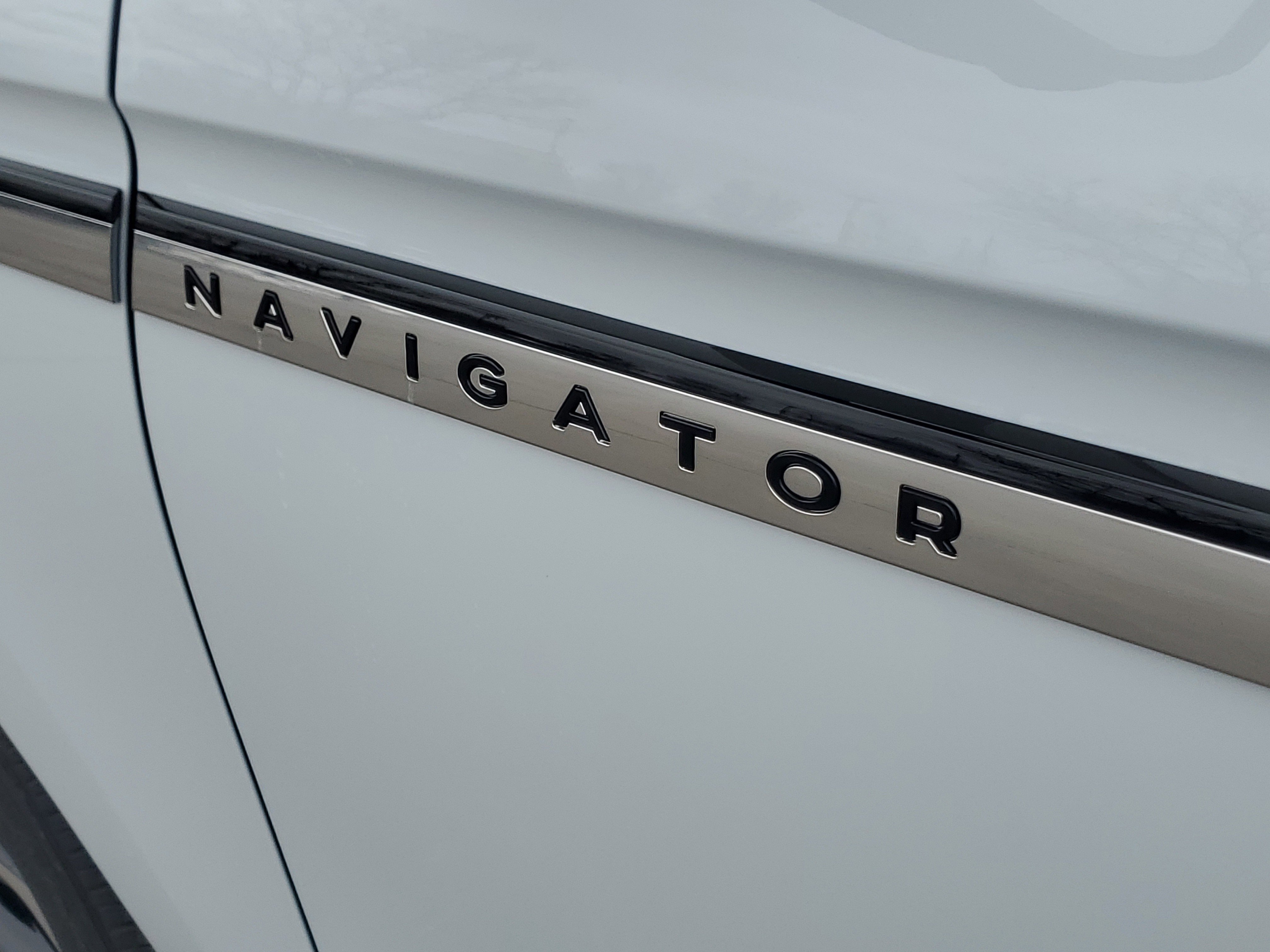 New 2026 Lincoln Navigator Reserve image 7