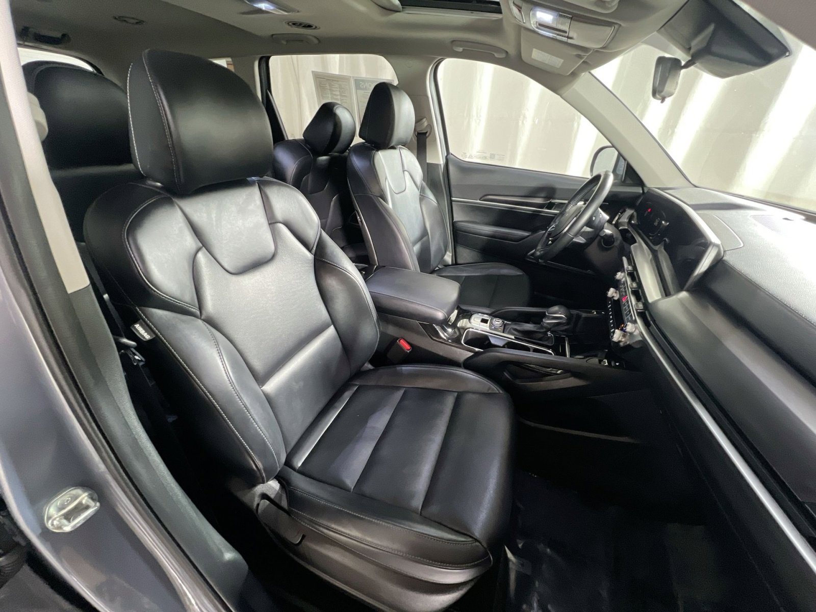 Used 2023 Kia Telluride S w/ S Sunroof Package image 23