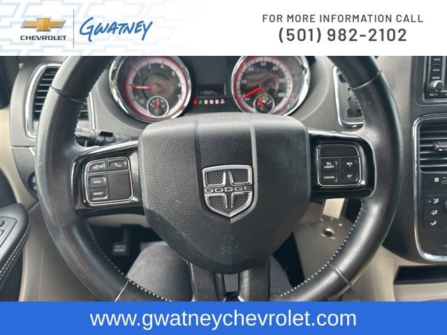 Used 2019 Dodge Grand Caravan SXT FWD image 16