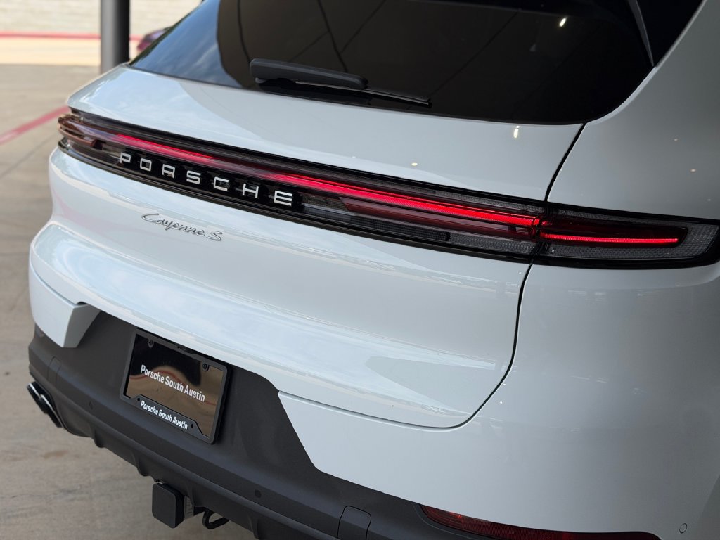 New 2026 Porsche Cayenne S AWD/4WD image 33