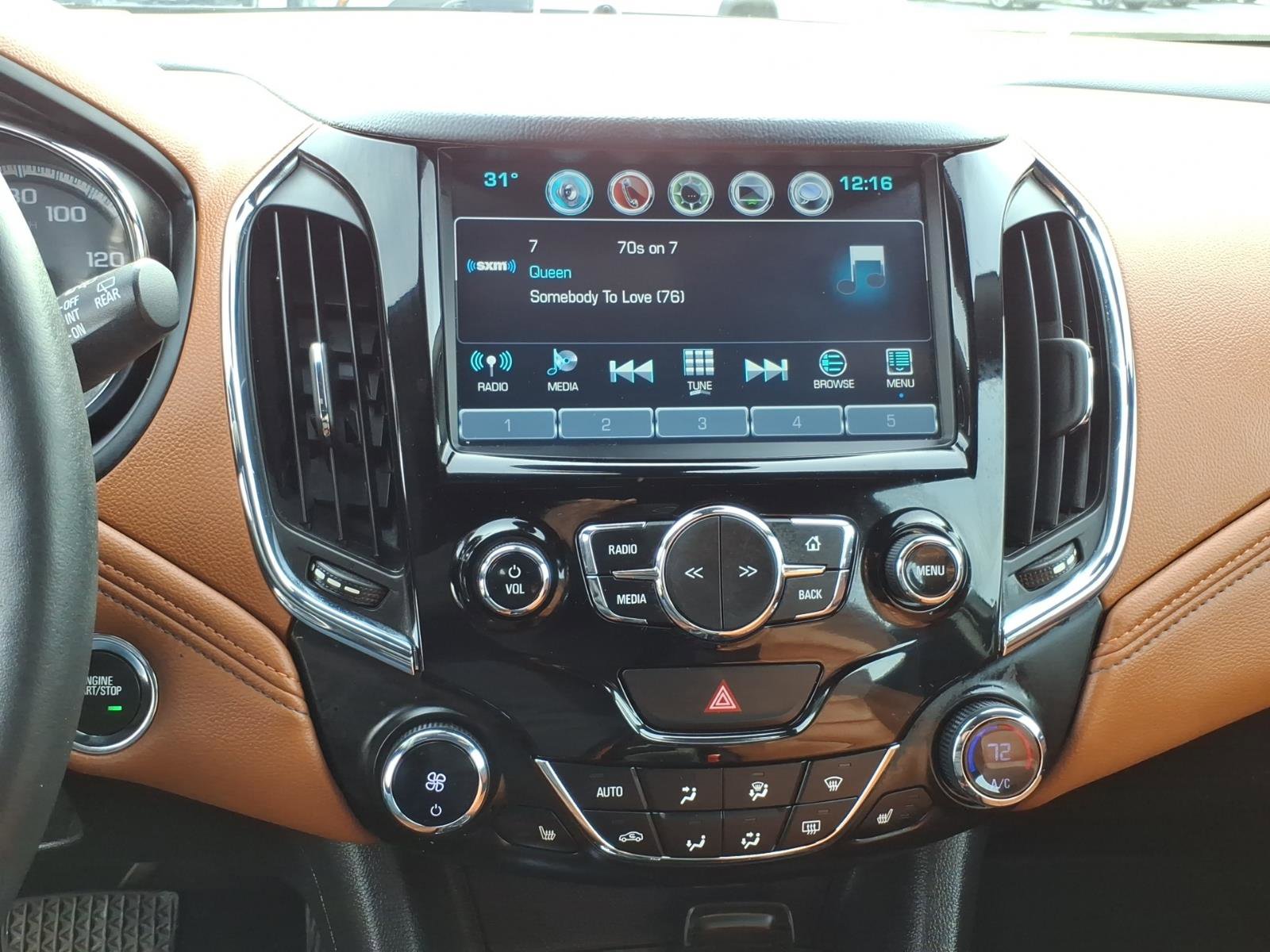 Certified 2018 Chevrolet Cruze Premier image 23