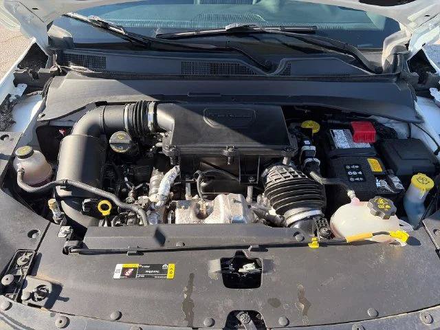 Certified 2025 Jeep Compass Latitude w/ Sun & Sound Group AWD/4WD image 22
