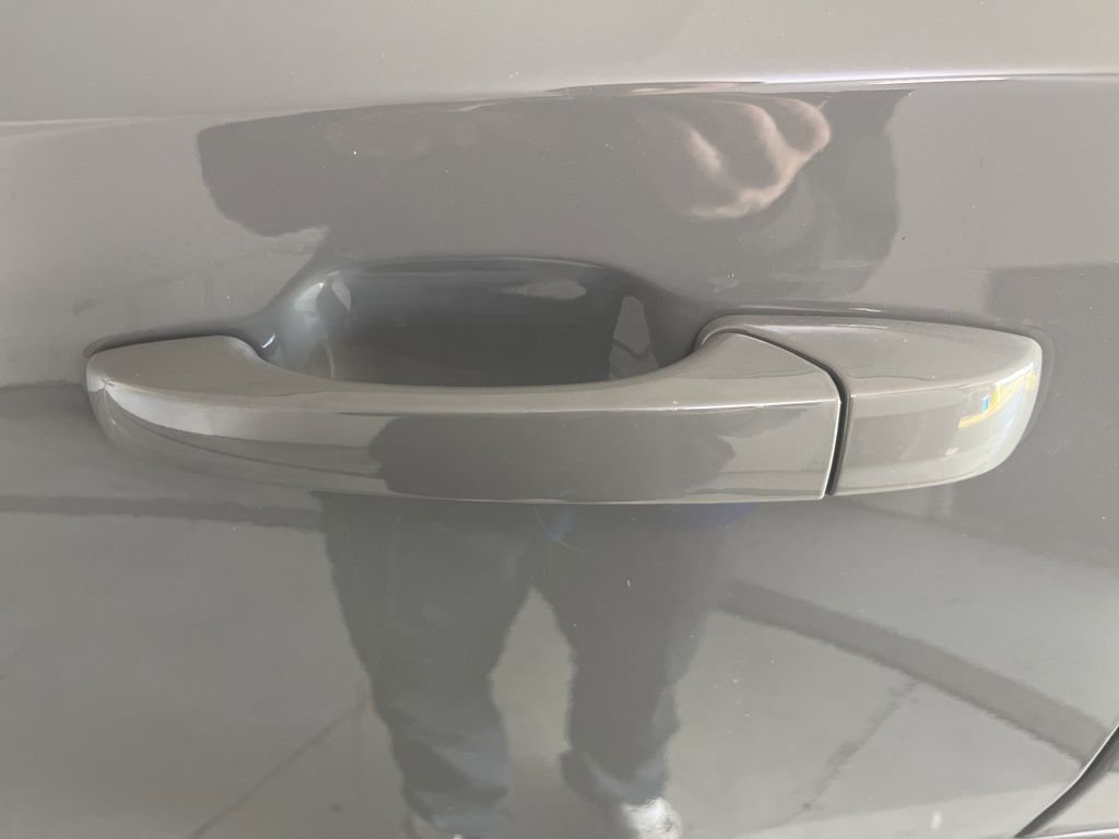 Used 2023 Dodge Durango R/T w/ Hemi Orange Plus Package image 42