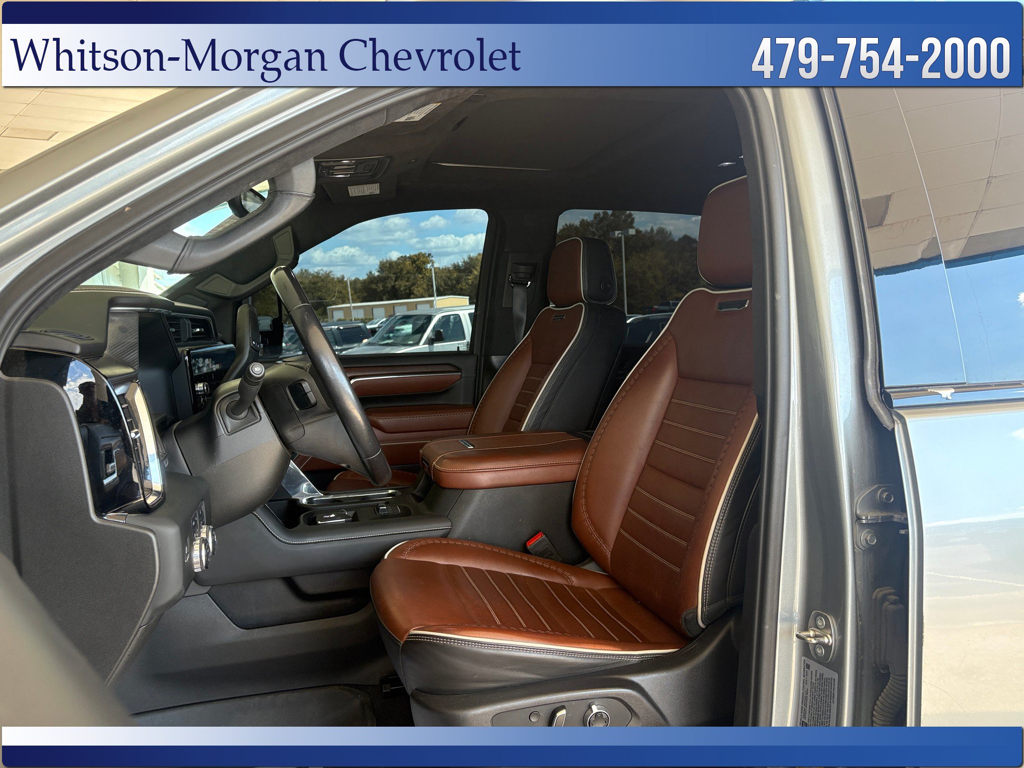 Used 2024 GMC Sierra 2500 Denali Ultimate AWD/4WD image 9
