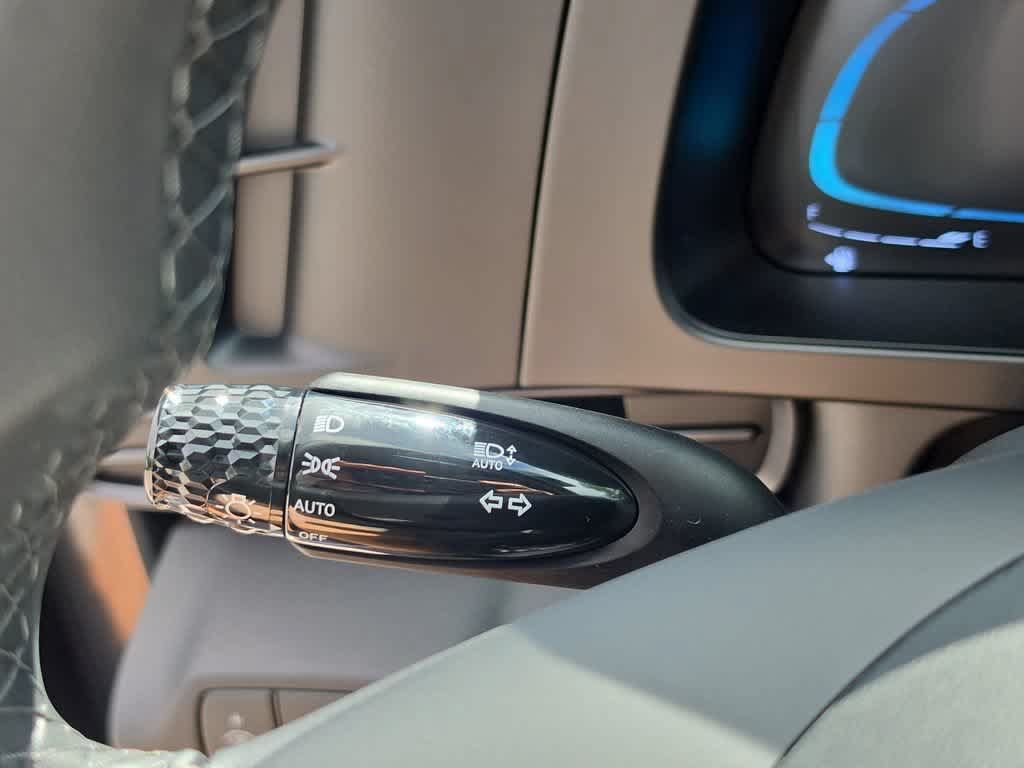 New 2026 Hyundai Elantra SEL Sport FWD image 27