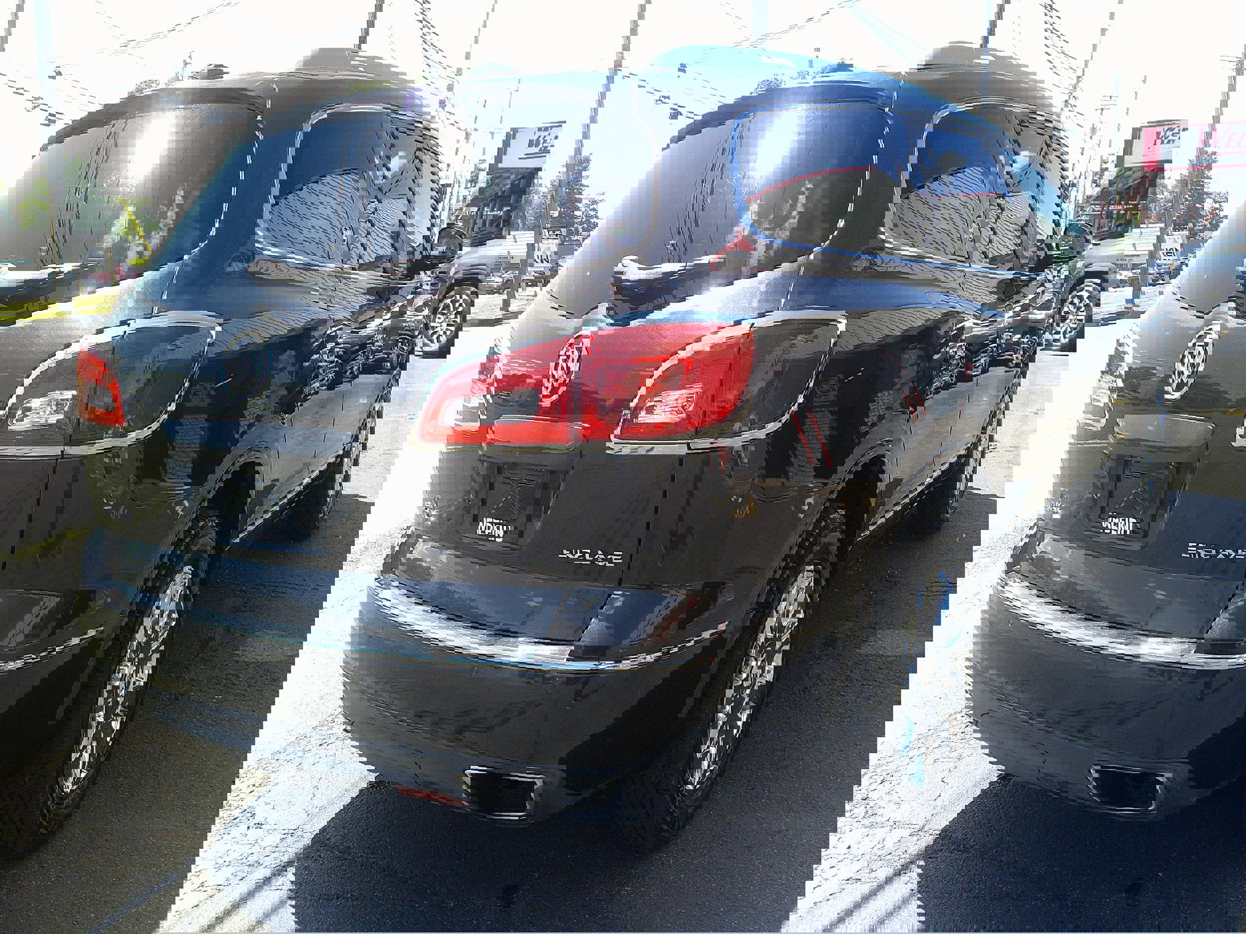 Used 2017 Buick Enclave Leather image 6