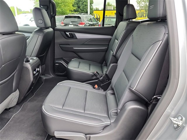 New 2026 Buick Enclave Sport Touring w/ Super Cruise Package image 13