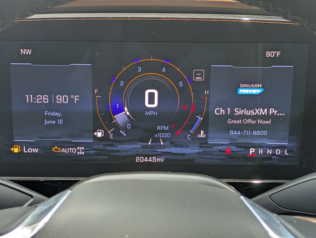 Used 2025 Chevrolet Tahoe High Country AWD/4WD image 13