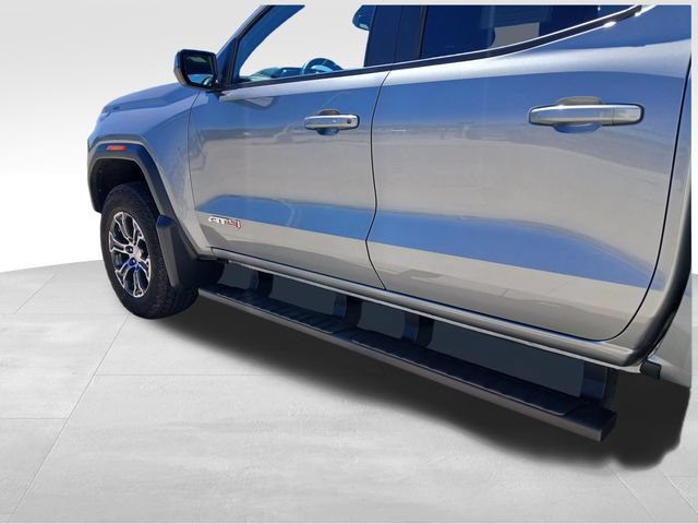 Certified 2024 GMC Canyon AT4 w/ AT4 Premium Package AWD/4WD image 36