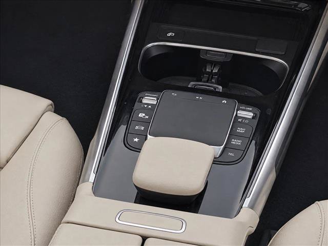 Used 2023 Mercedes-Benz GLB 250 4MATIC image 23