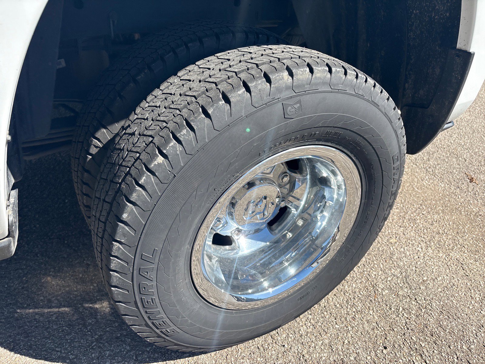 Used 2024 RAM 3500 Big Horn image 3