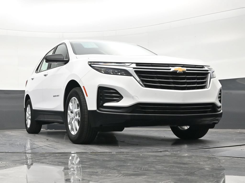 Used 2024 Chevrolet Equinox LS FWD image 23